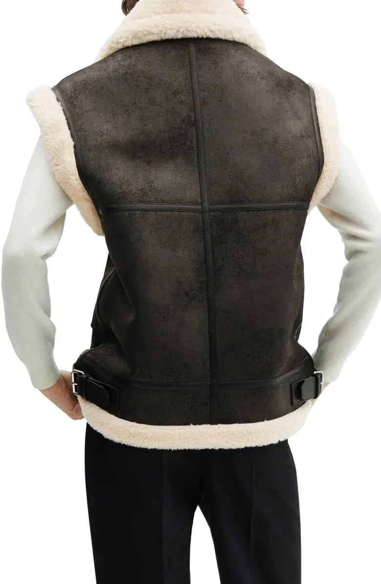Ladies shearling-lined gilets

